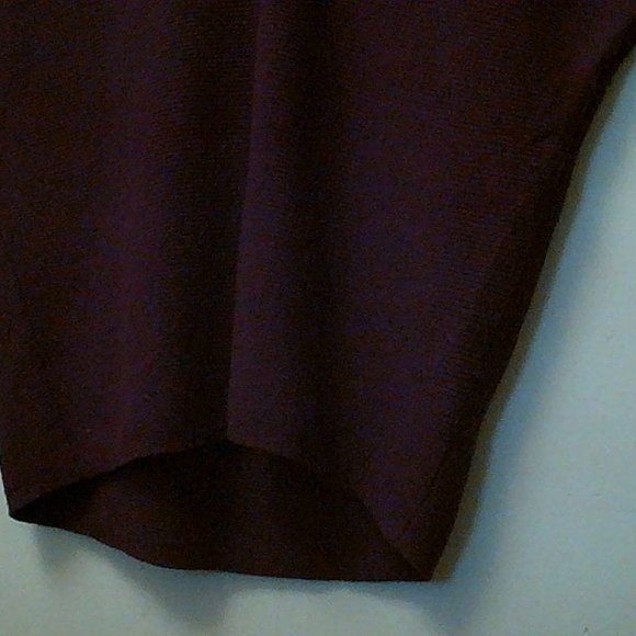 Women’s V-Neck Hem Deep red silver beaded embellishment by jennifer lopez M/M - Picture 2 of 5